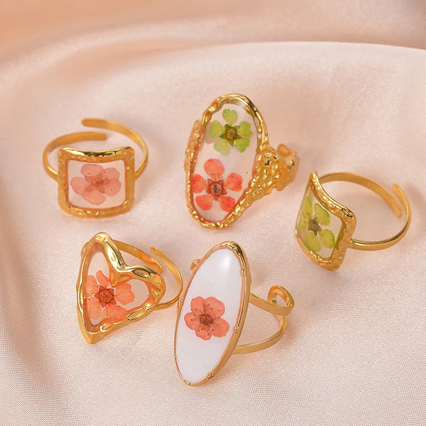 Retro Eternity Flower Ring