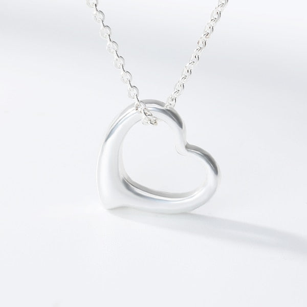 Romantic Open Heart Pendant Necklace
